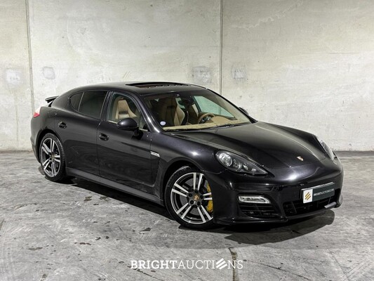 Porsche Panamera GTS 4.8 V8 Sport-Chrono 430hp 2012, 9-TLZ-26