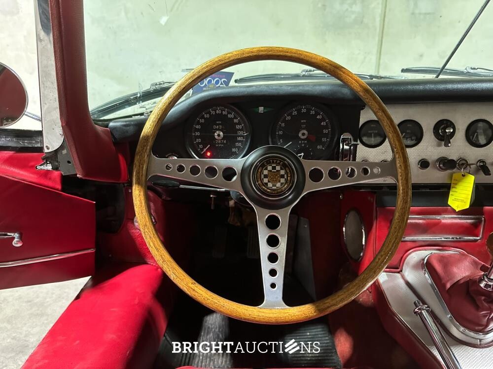 Jaguar E-Type Roadster 3.8 XK sechsreihig Serie 1 1963