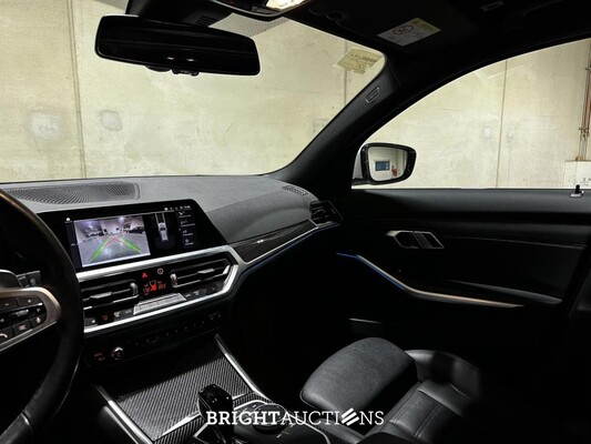 BMW 320e Touring Business Edition Plus M-Sport 204pk 2022 (Origineel-NL + 1e Eigenaar) 3-Serie G21, P-991-JH