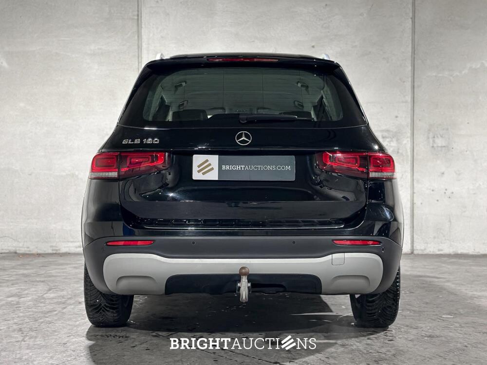 Mercedes-Benz GLB180 Business Solution 136pk 2021 (Origineel-NL + 1e Eigenaar) GLB-Klasse, L-079-FR