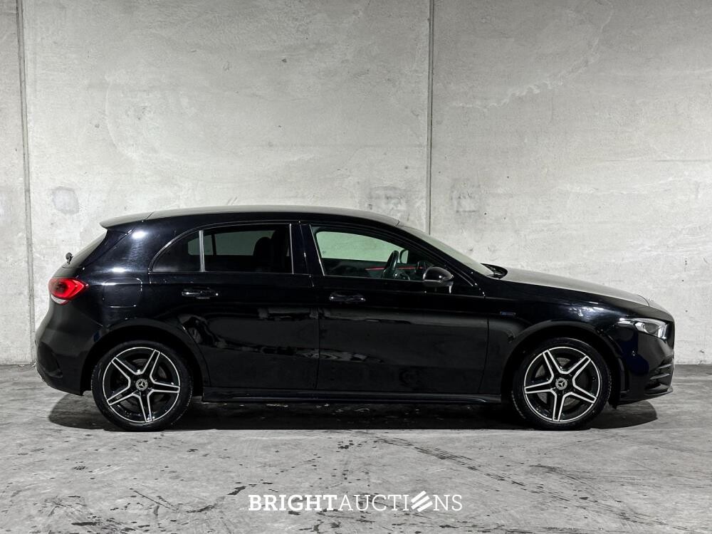 Mercedes-Benz A250 e Business Solution AMG Limited A-Klasse 160hp 2021 (Original-NL), K-518-SP