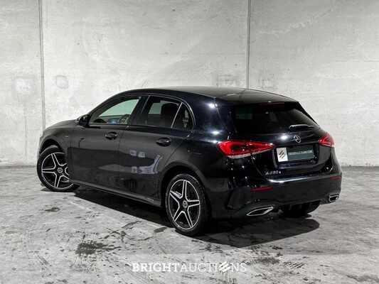 Mercedes-Benz A250 e Business Solution AMG Limited A-Klasse 160hp 2021 (Original-NL), K-518-SP