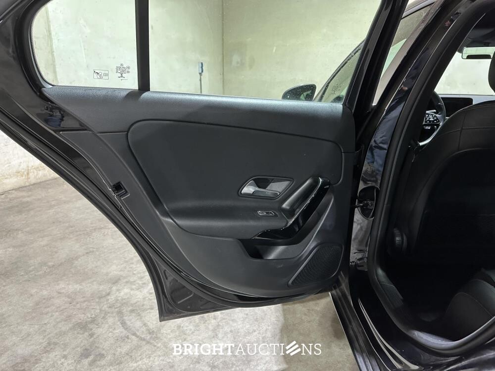 Mercedes-Benz A180 d 7G-DCT Business Solution A-Class 116hp 2020 (Original-NL+1st owner), H-772-KD