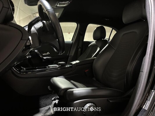 Mercedes-Benz A180 d 7G-DCT Business Solution A-Class 116hp 2020 (Original-NL+1st owner), H-772-KD