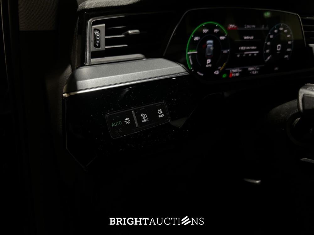 Audi e-tron 50 Quattro Launch Edition 71 kWh 313pk 2019 (Origineel-NL), G-370-ZV