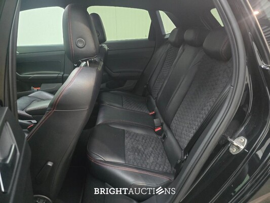 Volkswagen Polo GTI 2.0 TSI 207pk 2022 (Origineel-NL), R-747-BT