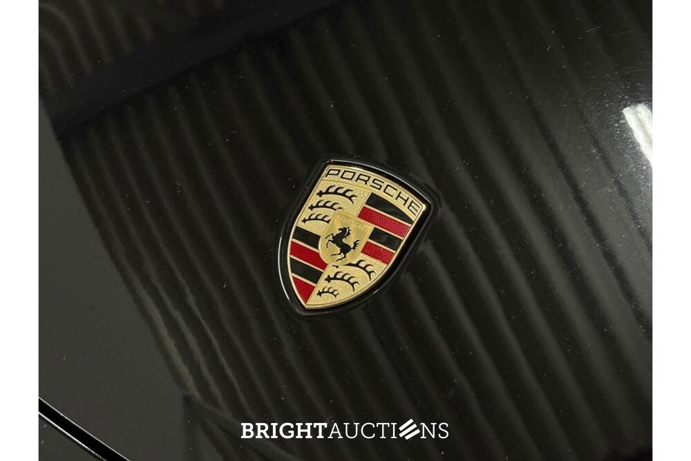 Porsche Taycan 4S Performance 84 kWh 489pk 2020, R-152-FL