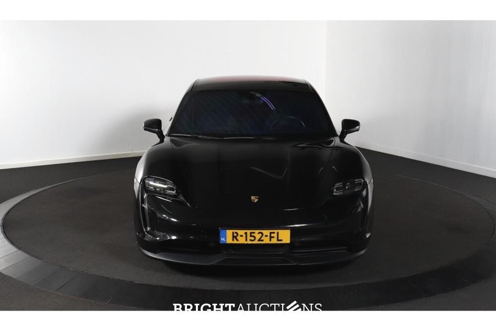 Porsche Taycan 4S Performance 84 kWh 489pk 2020, R-152-FL