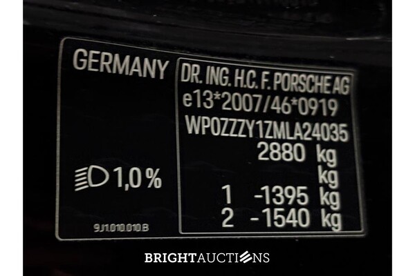 Porsche Taycan 4S Performance 84 kWh 489pk 2020, R-152-FL