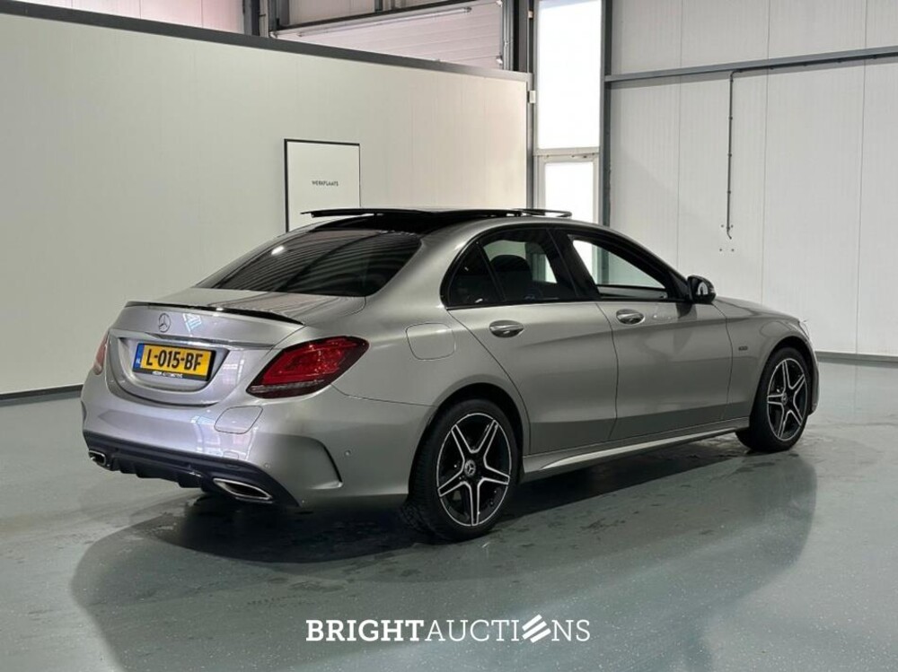 Mercedes-Benz C-Klasse 300 e Business Solution AMG Limited Pano 333pk 2021 (Origineel-NL) C-klasse, L-015-BF