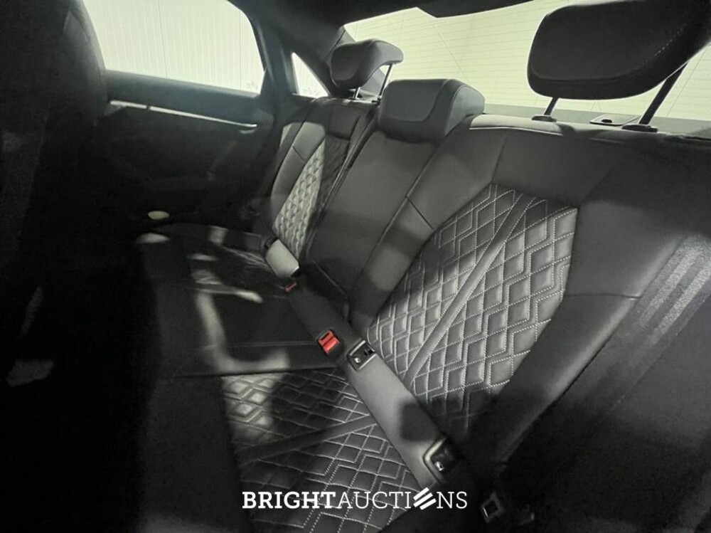 Audi A3 Limousine 30 S edition TFSI 122pk 2022 (Origineel-NL), P-528-PR