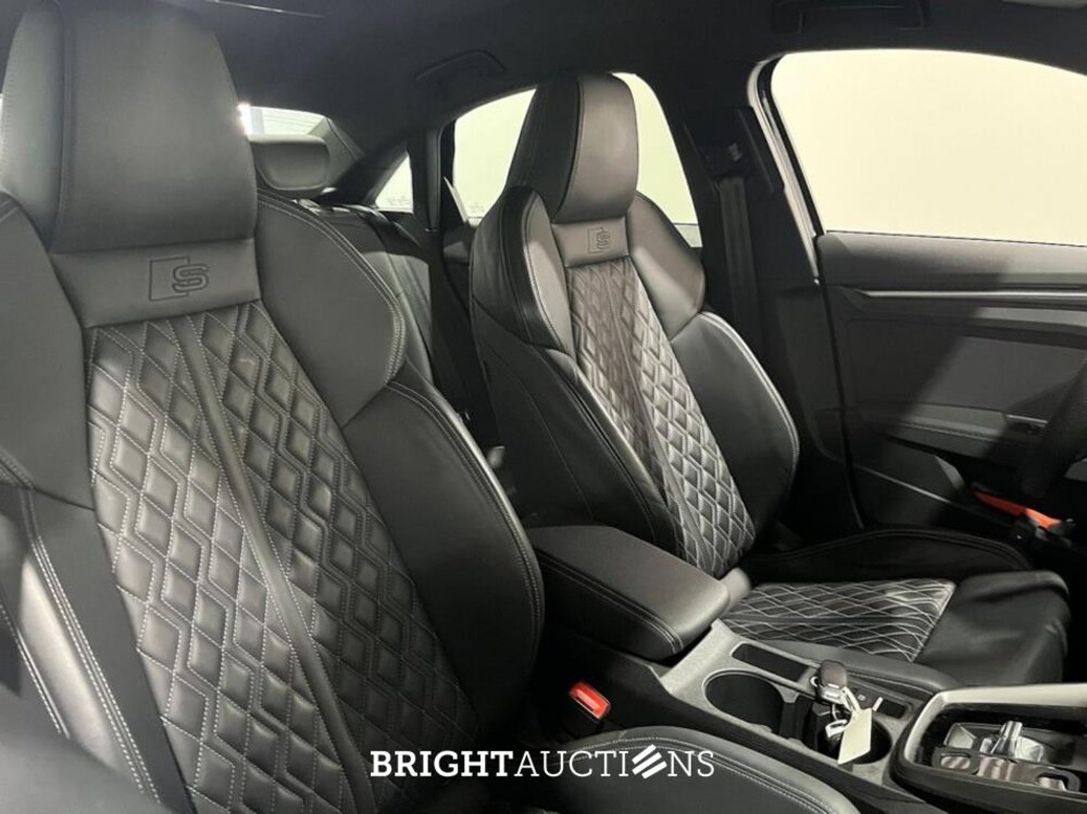 Audi A3 Limousine 30 S edition TFSI 122pk 2022 (Origineel-NL), P-528-PR