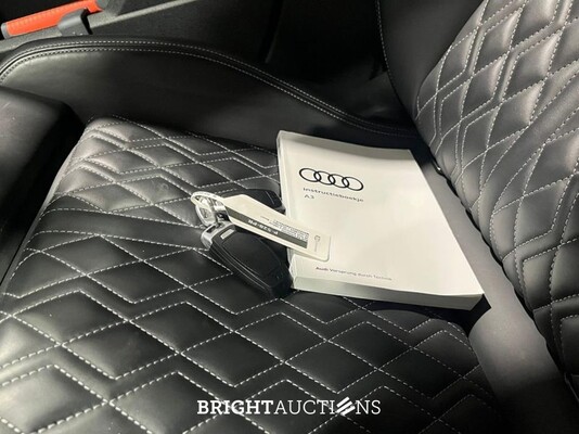 Audi A3 Limousine 30 S edition TFSI 122pk 2022 (Origineel-NL), P-528-PR