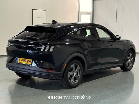 Ford Mustang Mach-E RWD 75 kWh 269pk 2021 (Origineel-NL), N-407-RN