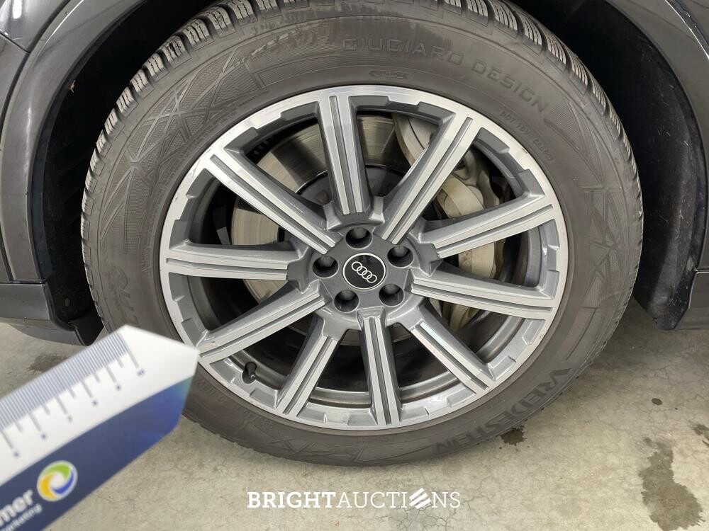 Audi Q7 55 e Pro Line S TFSI Quattro 476pk 2021 (Origineel-NL), K-283-KZ