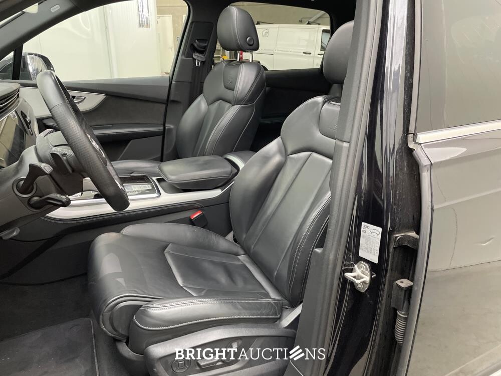 Audi Q7 55 e Pro Line S TFSI Quattro 476pk 2021 (Origineel-NL), K-283-KZ