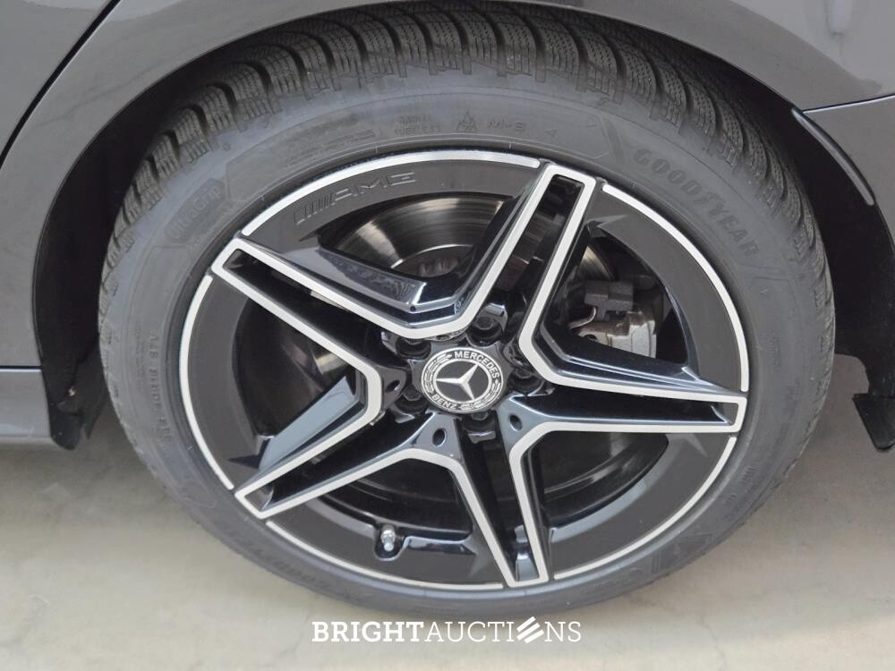 Mercedes-Benz C300 Estate e Business Solution AMG Limited 333pk 2021 (Origineel-NL) C-klasse, L-969-DJ