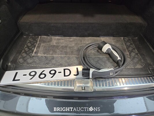 Mercedes-Benz C300 Estate e Business Solution AMG Limited 333pk 2021 (Origineel-NL) C-klasse, L-969-DJ