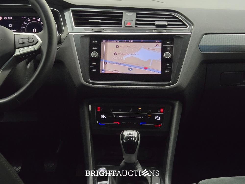 Volkswagen Tiguan Life Business 1.5 TSI 131pk 2022 (Origineel-NL), P-439-HT