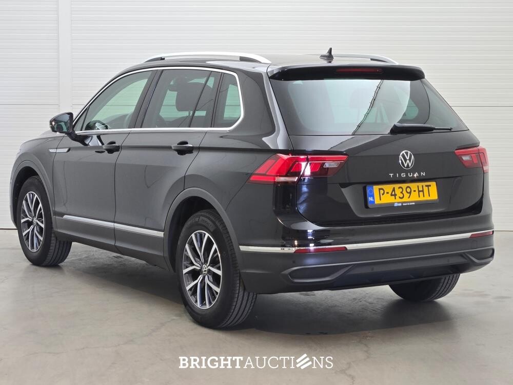Volkswagen Tiguan Life Business 1.5 TSI 131pk 2022 (Origineel-NL), P-439-HT