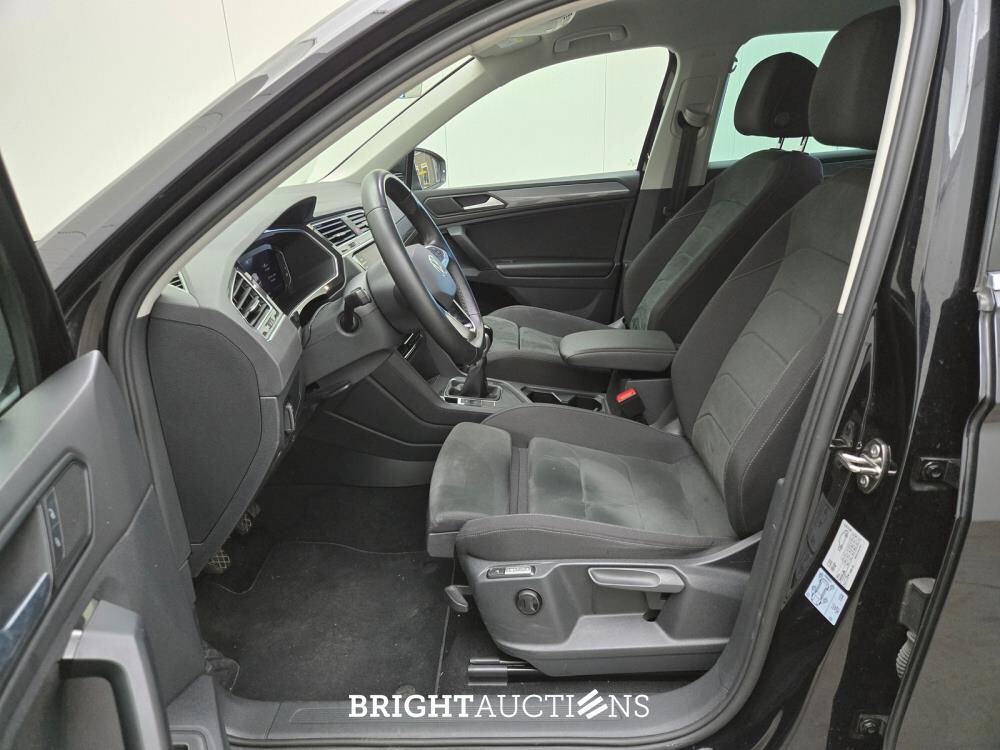 Volkswagen Tiguan Life Business 1.5 TSI 131pk 2022 (Origineel-NL), P-439-HT