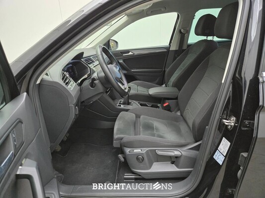 Volkswagen Tiguan Life Business 1.5 TSI 131pk 2022 (Origineel-NL), P-439-HT