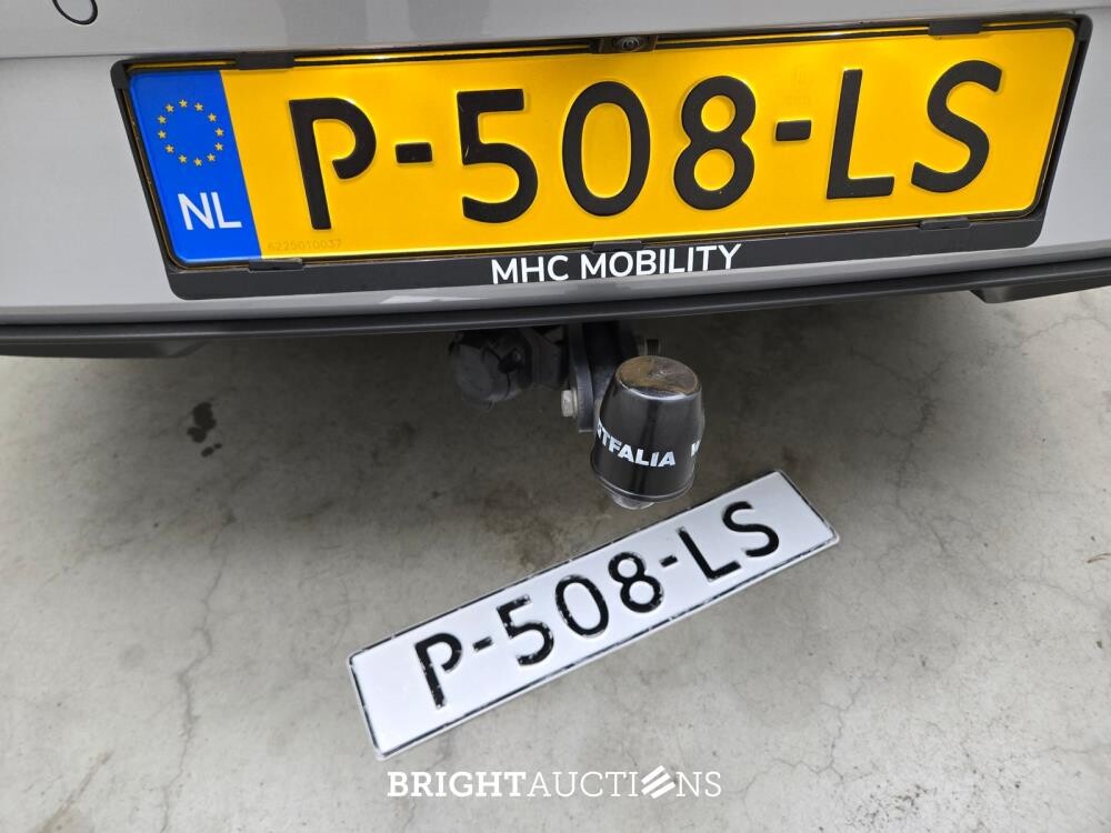 SEAT Leon Sportstourer Business Intense 1.0 TSI 110pk 2022 (Origineel-NL), P-508-LS