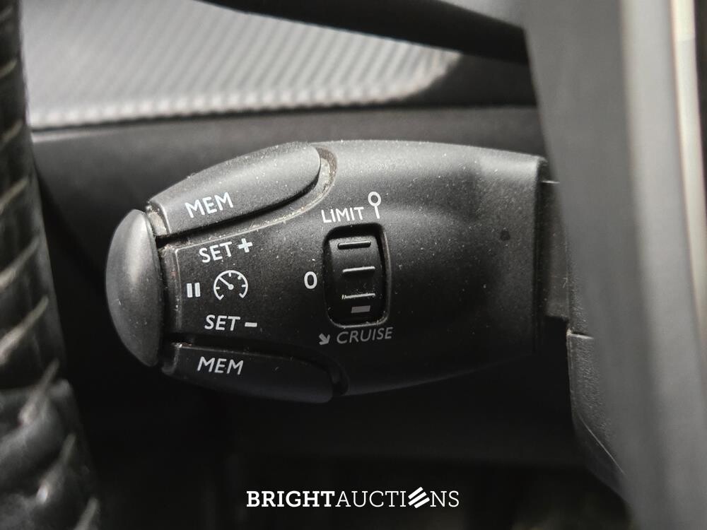 Peugeot 2008 Blue Lease Active 1.2 PureTech 102pk 2021 (Origineel-NL), K-832-KD
