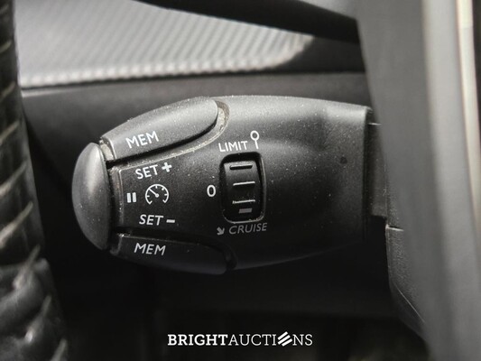 Peugeot 2008 Blue Lease Active 1.2 PureTech 102pk 2021 (Origineel-NL), K-832-KD