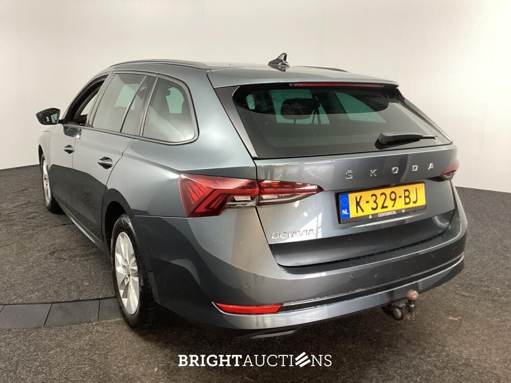 Škoda Octavia Combi Business Edition 1.0 TSI 110pk 2020 (Origineel-NL), K-329-BJ