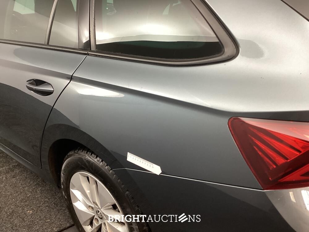 Škoda Octavia Combi Business Edition 1.0 TSI 110pk 2020 (Origineel-NL), K-329-BJ