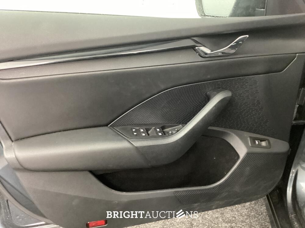 Škoda Octavia Combi Business Edition 1.0 TSI 110pk 2020 (Origineel-NL), K-329-BJ