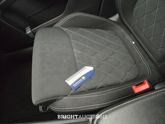 Škoda Karoq ACT Sportline Business 1.5 TSI 150pk 2020 (Origineel-NL), H-132-SG