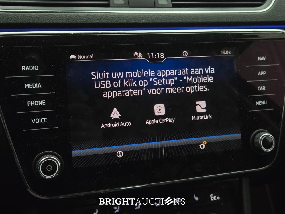 Škoda Superb Combi iV Business Edition Plus 1.4 TSI 272pk 2022 (Origineel-NL), R-274-DN