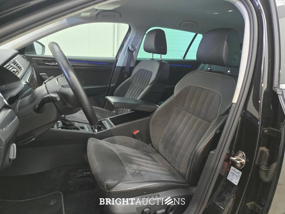 Škoda Superb Combi iV Business Edition Plus 1.4 TSI 272pk 2022 (Origineel-NL), R-274-DN