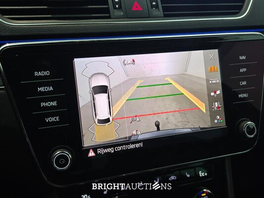 Škoda Superb Combi iV Business Edition Plus 1.4 TSI 272pk 2022 (Origineel-NL), R-274-DN