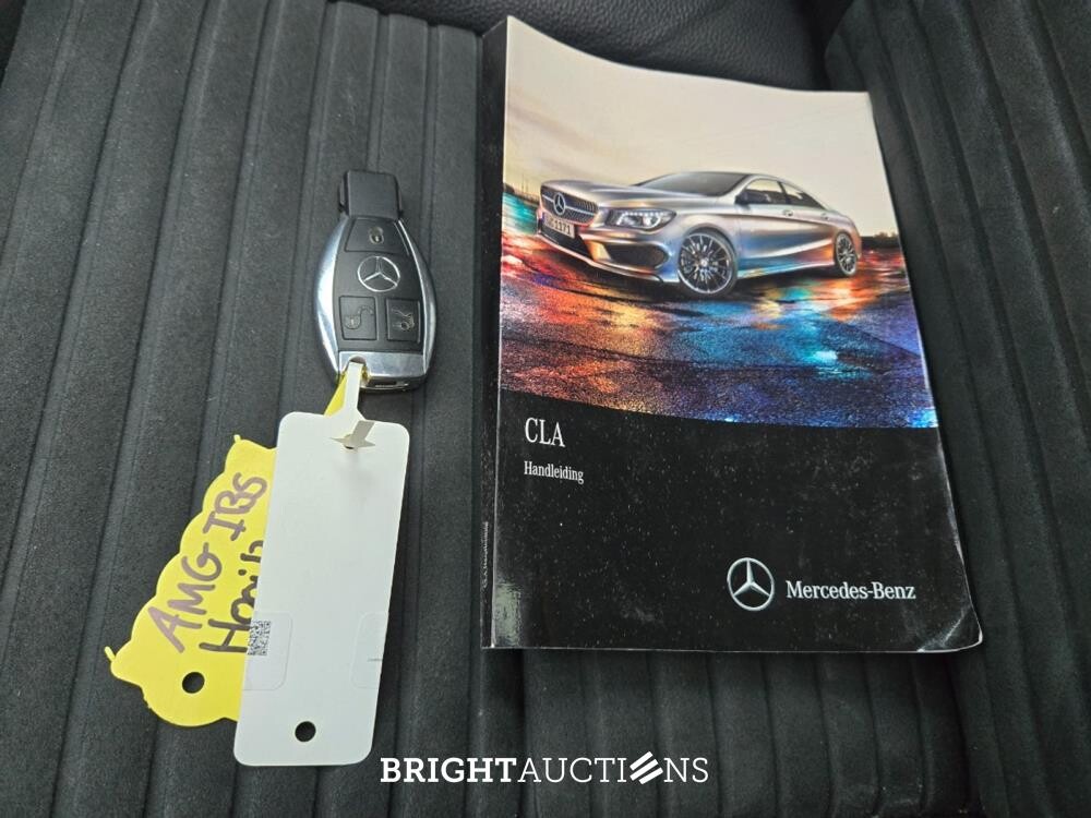 Mercedes-Benz CLA45 AMG 45 Shooting Brake OrangeArt Edition 4MATIC 360pk 2015 CLA-Klasse, H-077-XP