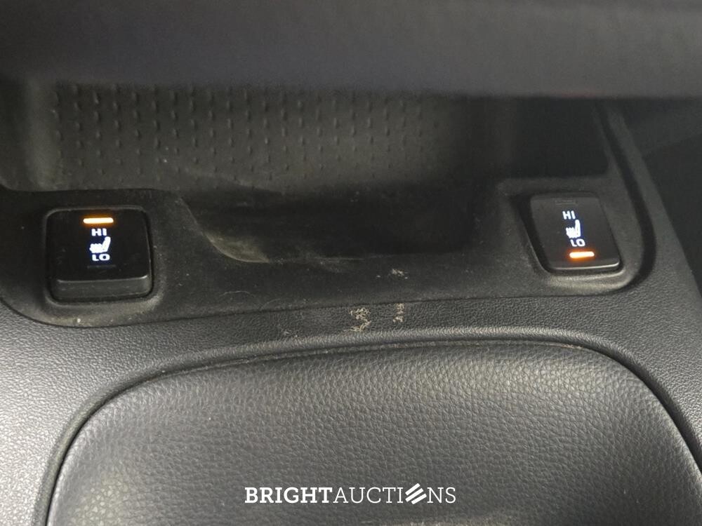 Toyota Corolla Touring Sports Hybrid Trek 1.8 170pk 2019, J-613-XB