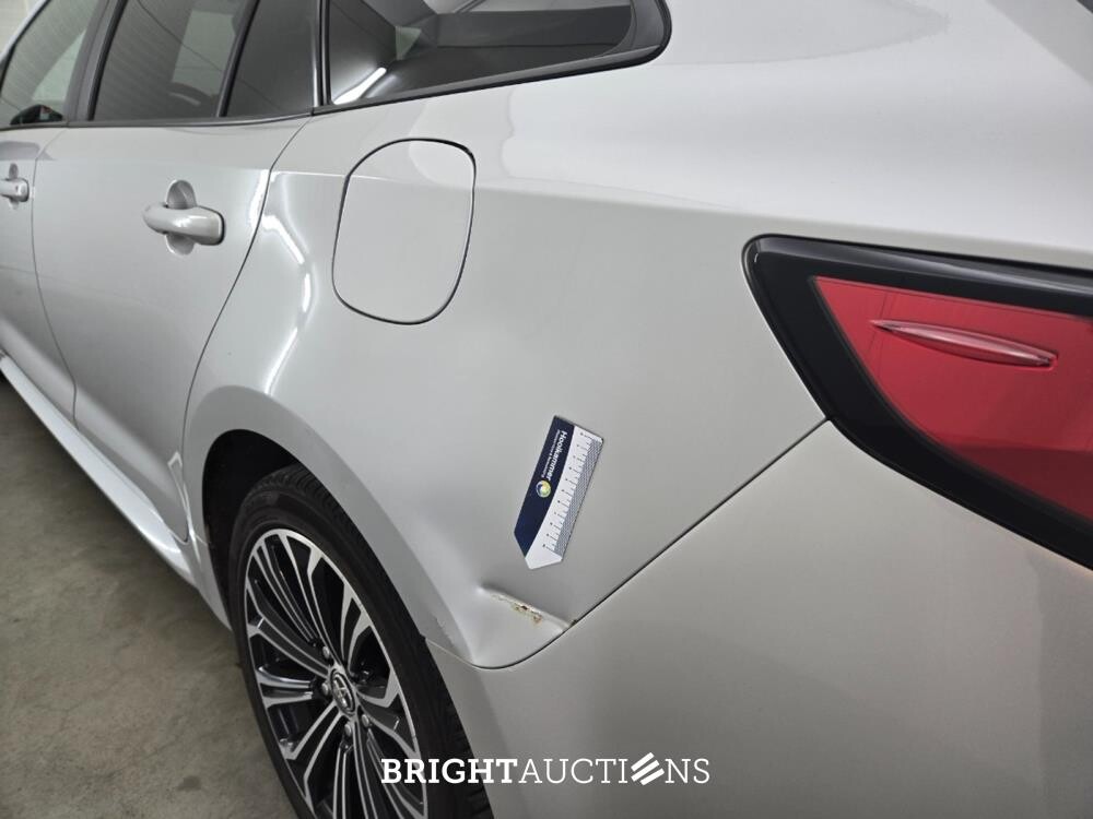 Toyota Corolla Touring Sports Hybrid Trek 1.8 170pk 2019, J-613-XB