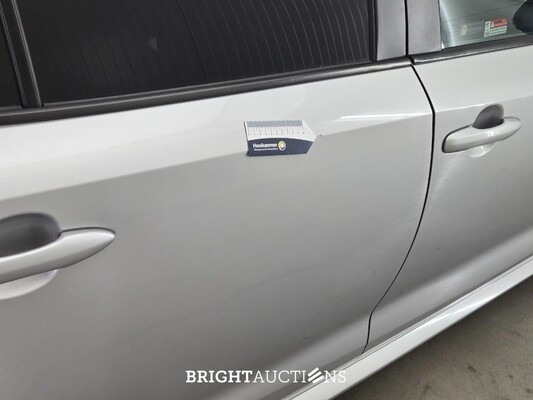 Toyota Corolla Touring Sports Hybrid Trek 1.8 170pk 2019, J-613-XB