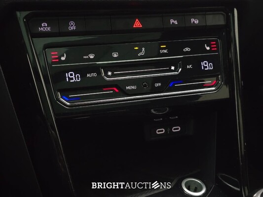 Volkswagen T-Roc R-Line 1.5 TSI 150pk 2024, HFL-92-R
