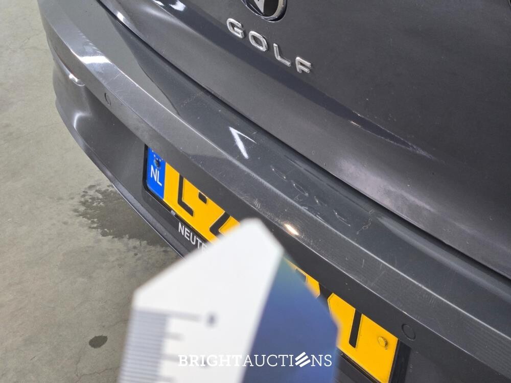 Volkswagen Golf eTSI Life Business 1.0 110pk 2021 (Origineel-NL), L-256-XT