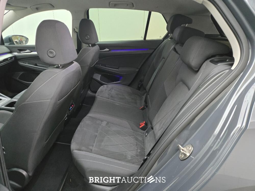 Volkswagen Golf eTSI Life Business 1.0 110pk 2021 (Origineel-NL), L-256-XT