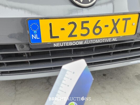 Volkswagen Golf eTSI Life Business 1.0 110pk 2021 (Origineel-NL), L-256-XT