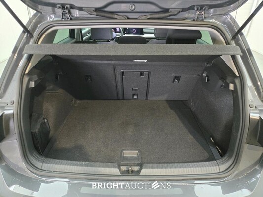 Volkswagen Golf eTSI Life Business 1.0 110pk 2021 (Origineel-NL), L-256-XT