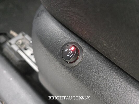 Toyota Yaris Cross Hybrid Dynamic 1.5 173pk 2022 (Origineel-NL), R-346-PL