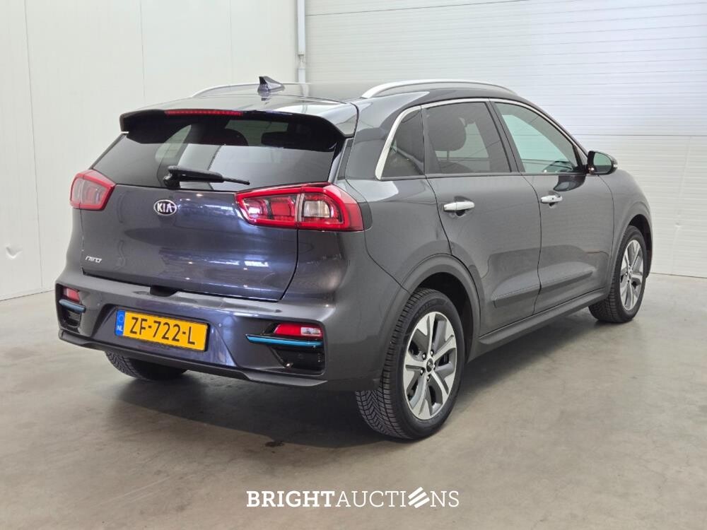 Kia Niro ExecutiveLine 64 kWh 204pk 2019 (Origineel-NL), ZF-722-L