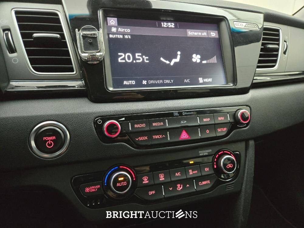 Kia Niro ExecutiveLine 64 kWh 204pk 2019 (Origineel-NL), ZF-722-L