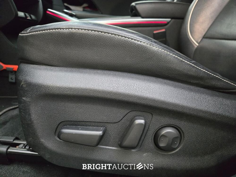 Kia Niro ExecutiveLine 64 kWh 204pk 2019 (Origineel-NL), ZF-722-L