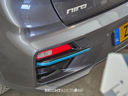 Kia Niro ExecutiveLine 64 kWh 204pk 2019 (Origineel-NL), ZF-722-L